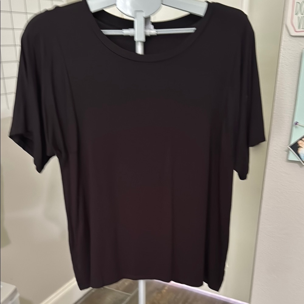 Chico's Classic Black Short Sleeve Slinky Tee